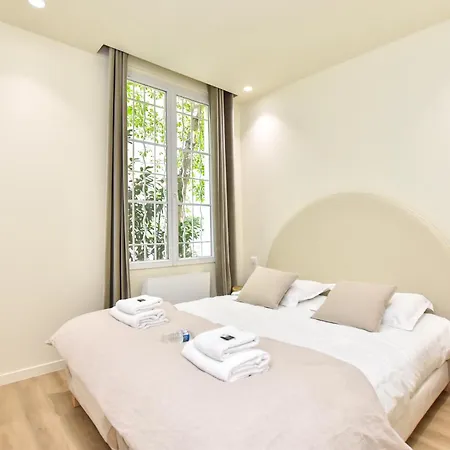 Appartement Spacious - 3br-8p - Moulin Rouge *