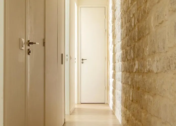 Διαμέρισμα Spacious - 3br-8p - Moulin Rouge Παρίσι